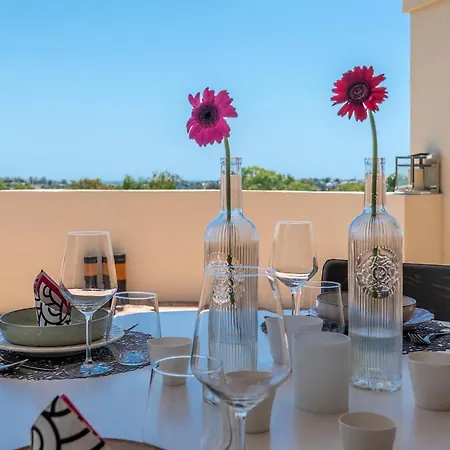 Spacious 2-bed Capanes Del Golf * Benahavis