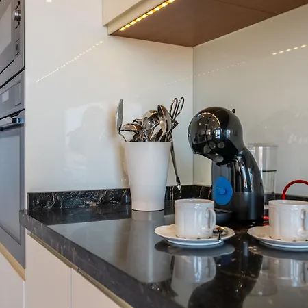 Apartment Spacious 2-bed Capanes Del Golf Benahavis