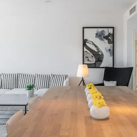 Spacious 2-bed Capanes Del Golf Apartment