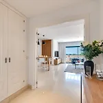 Spacious 2-bed Capanes Del Golf Benahavís